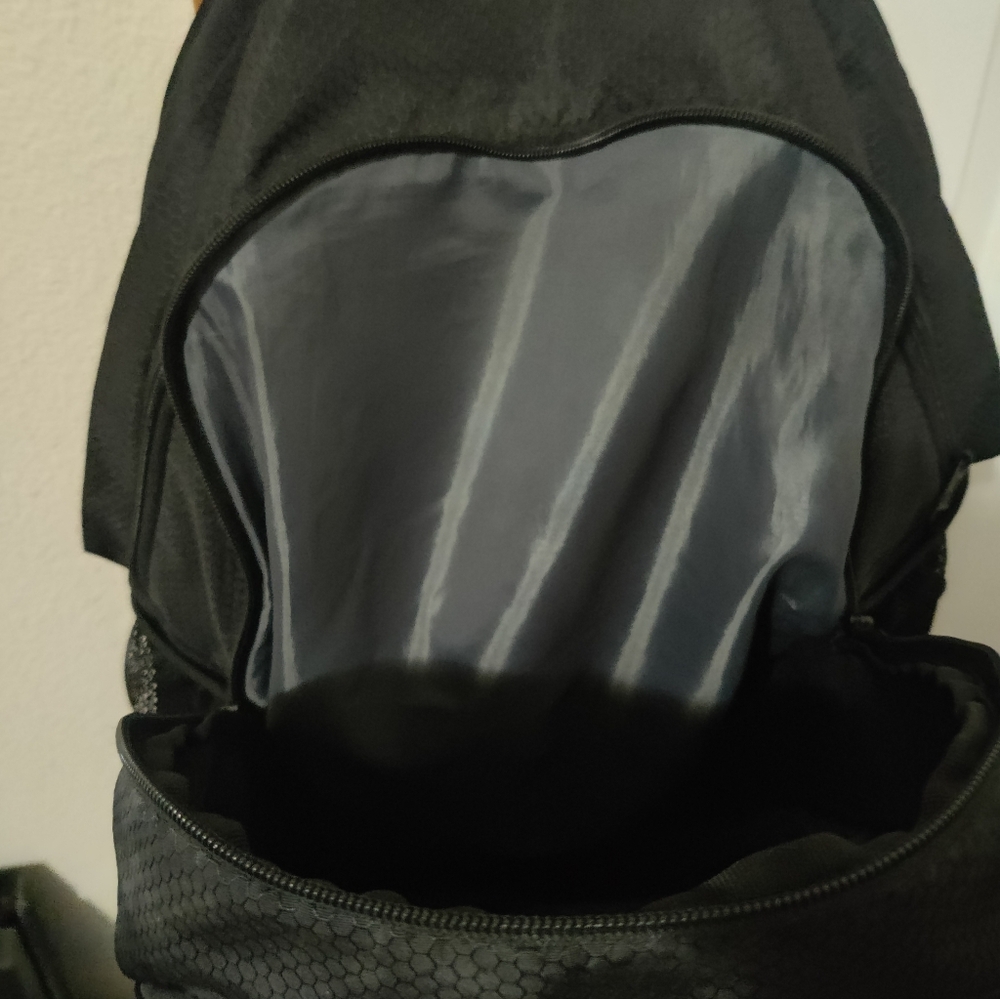 Adidas Black Tech Friendly Load Spring Backpack U… - image 7